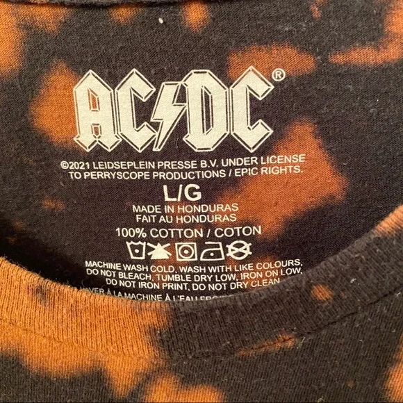 AC/DC‎ - Picture 4 of 4